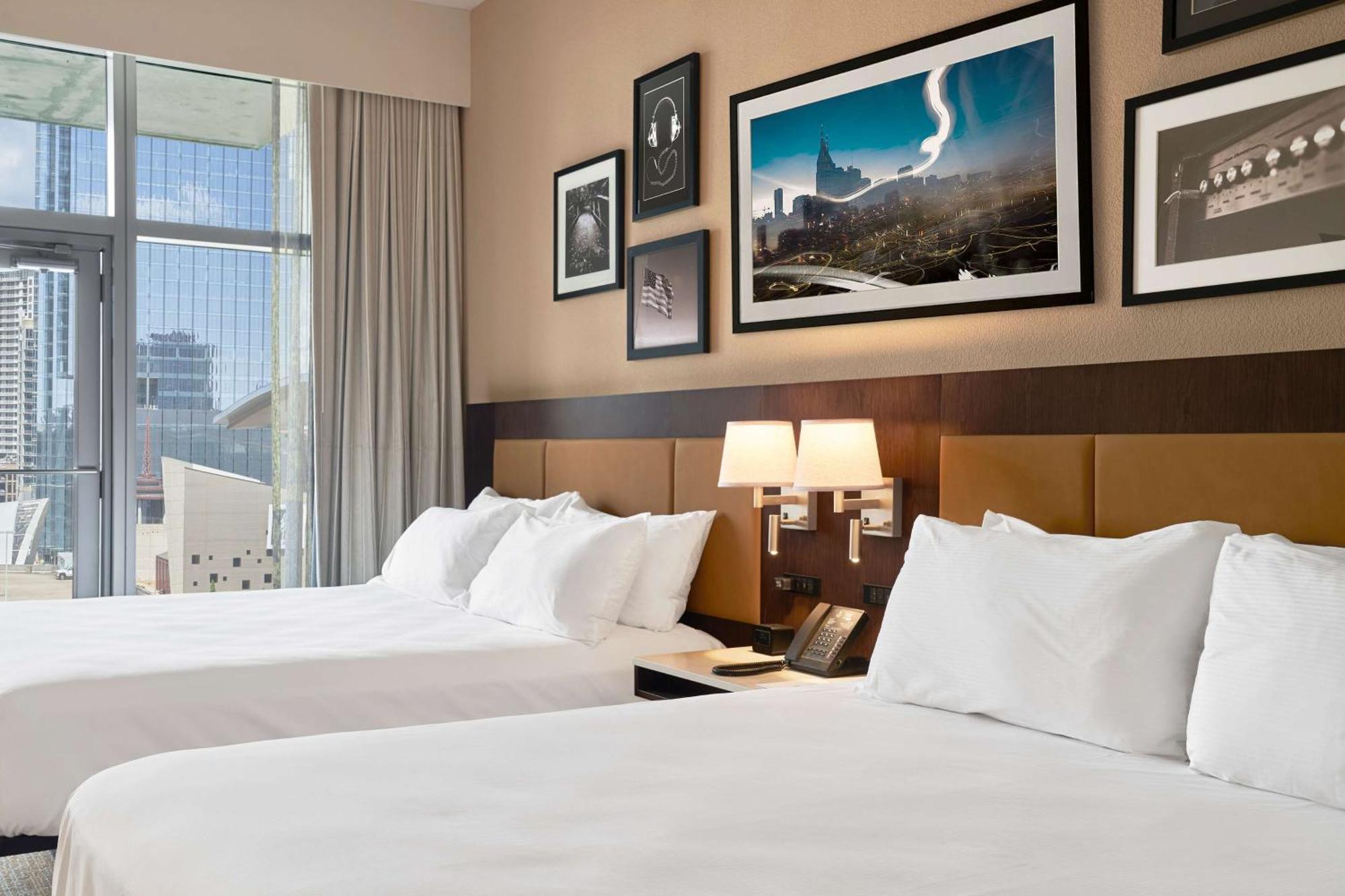 Embassy Suites By Hilton Nashville Downtown Экстерьер фото