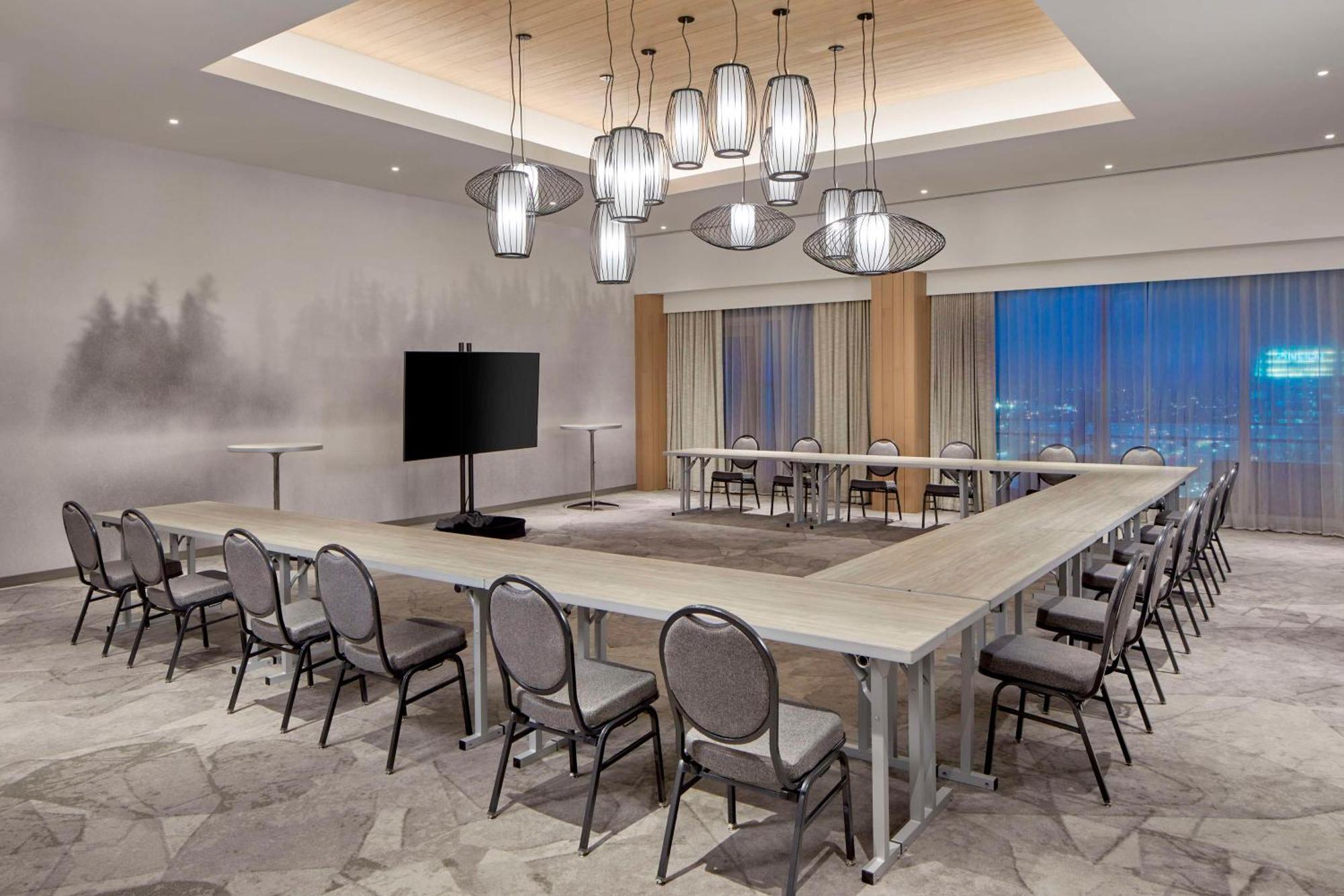 Embassy Suites By Hilton Nashville Downtown Экстерьер фото