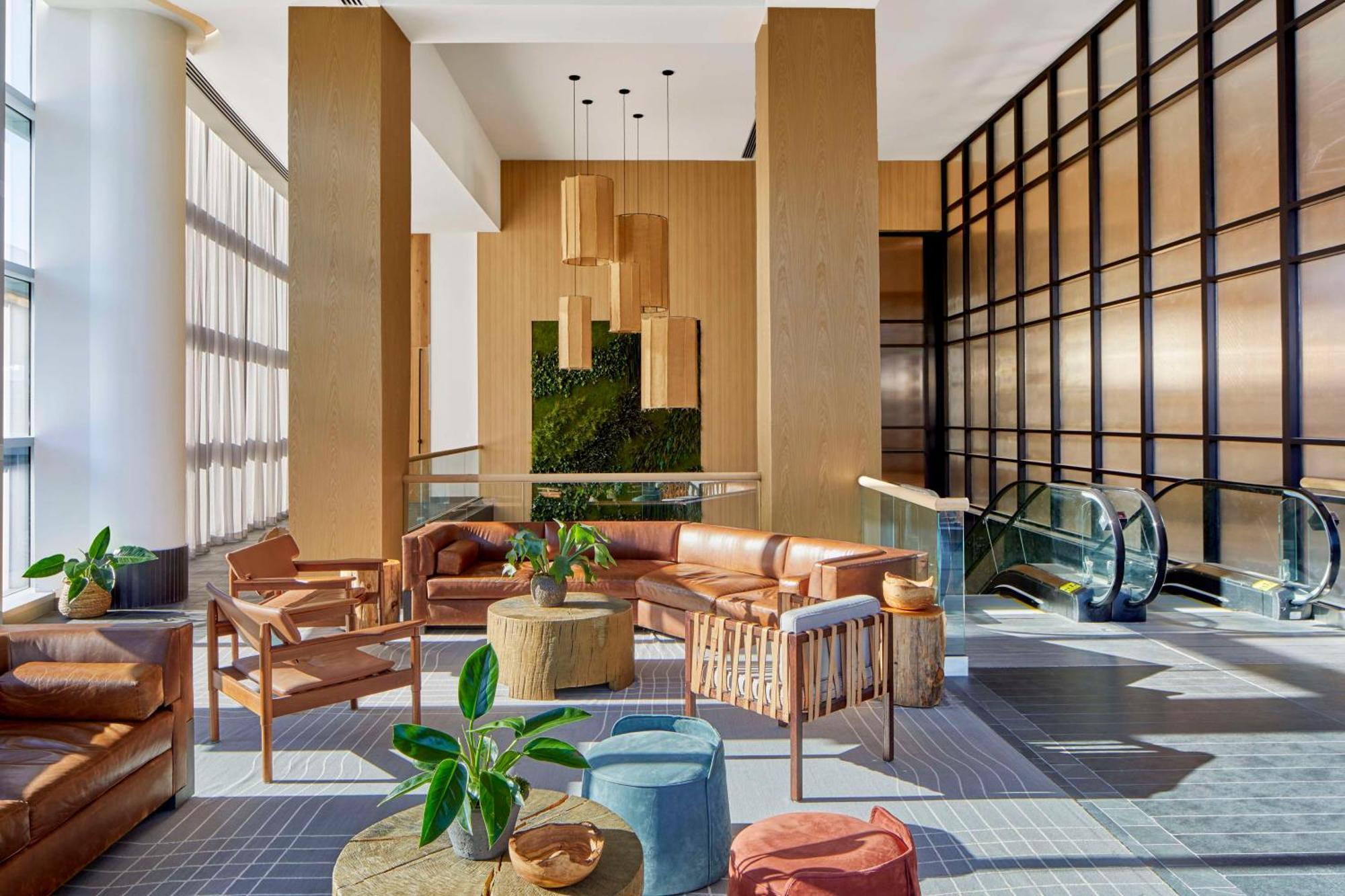 Embassy Suites By Hilton Nashville Downtown Экстерьер фото