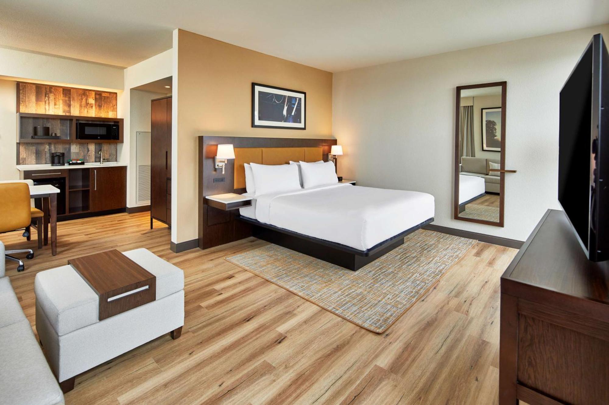 Embassy Suites By Hilton Nashville Downtown Экстерьер фото