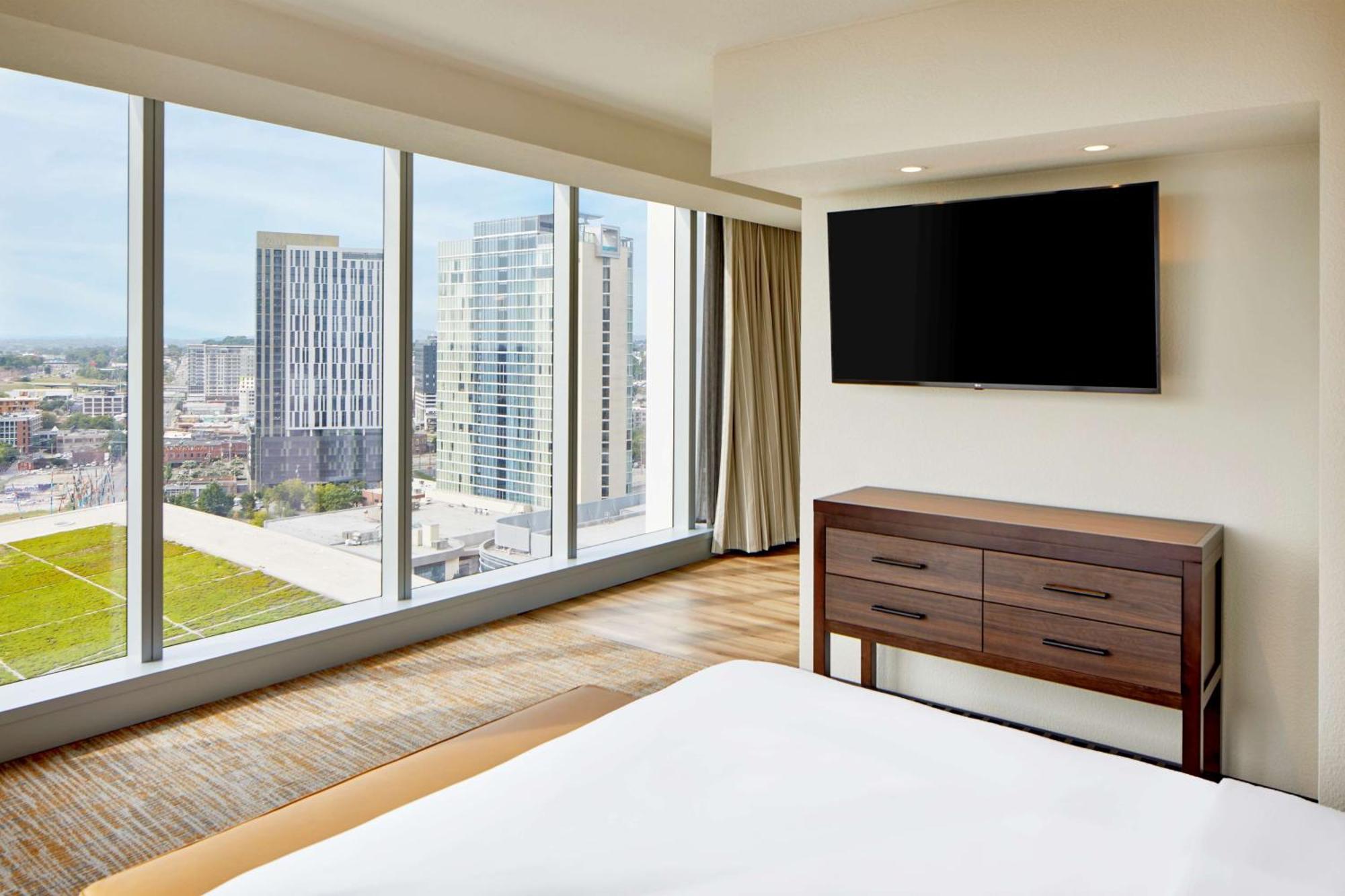 Embassy Suites By Hilton Nashville Downtown Экстерьер фото